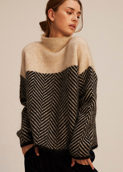 Coralyn - Stylish Casual Sweater