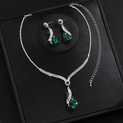 Avriel - Crystal Jewelry Set