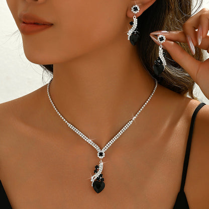Avriel - Crystal Jewelry Set