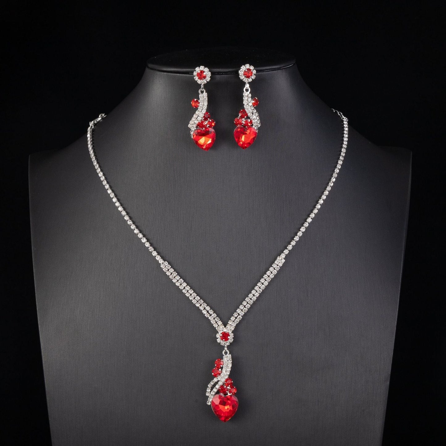 Avriel - Crystal Jewelry Set